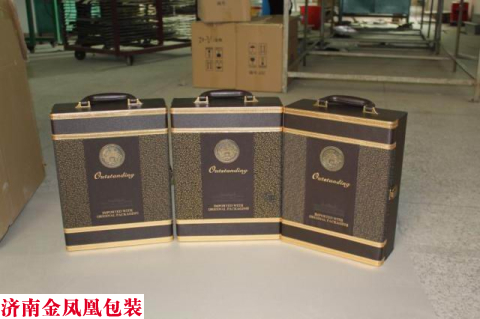 红酒皮盒 双支皮盒经典版 红酒皮盒三件酒具经典 红酒包装盒