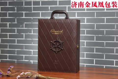 大方格皮盒